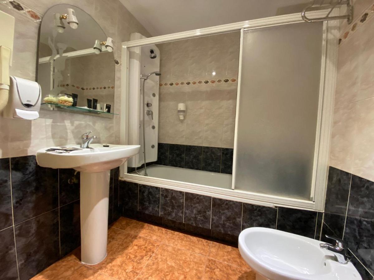 Hotel El Pozo De La Nieve Tordesillas Zewnętrze zdjęcie