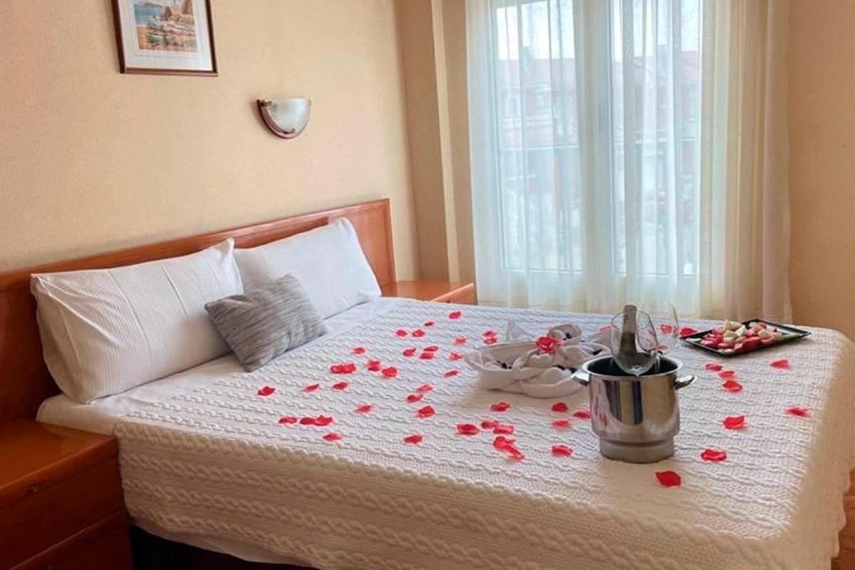 Hotel El Pozo De La Nieve Tordesillas Zewnętrze zdjęcie